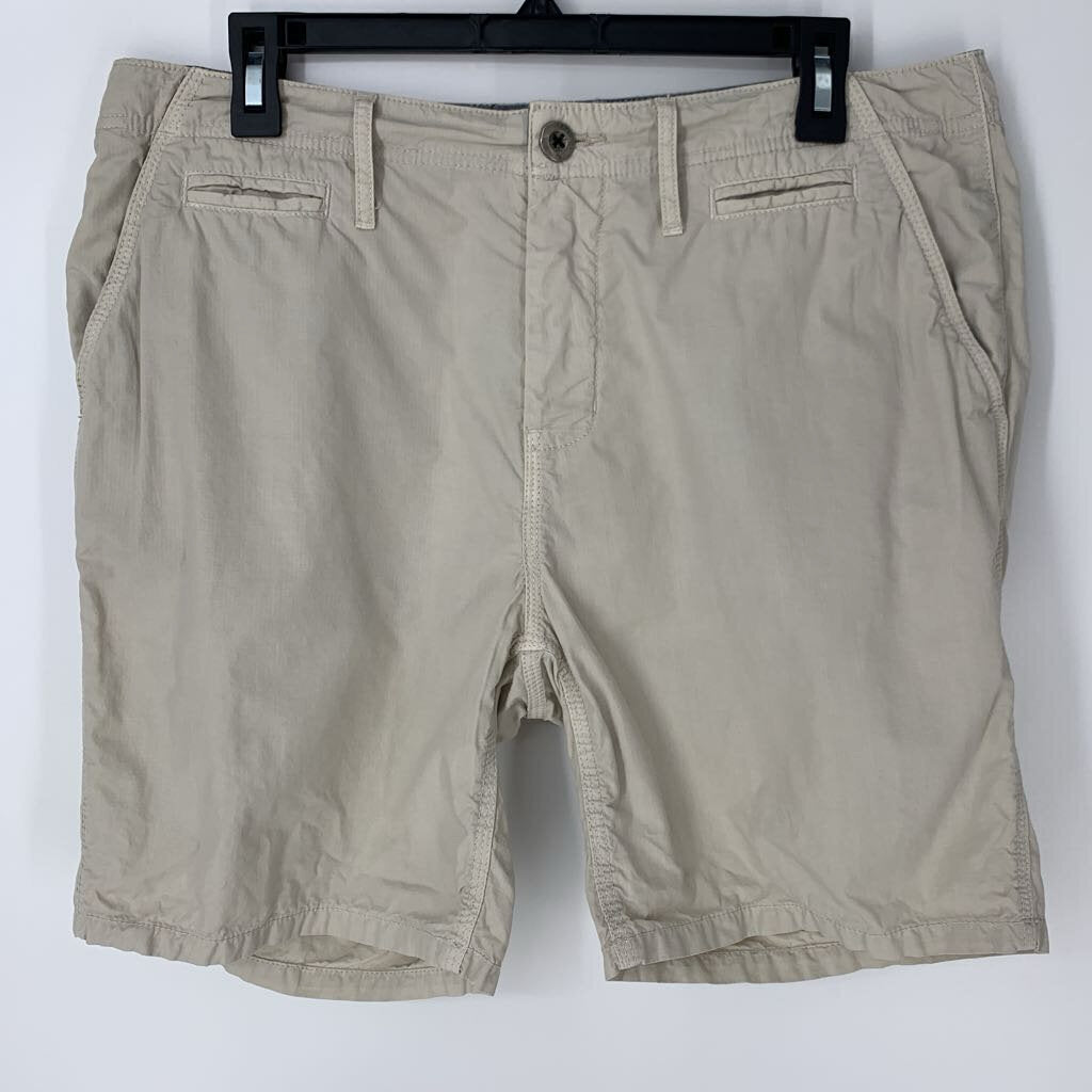 Paperbacks Shorts