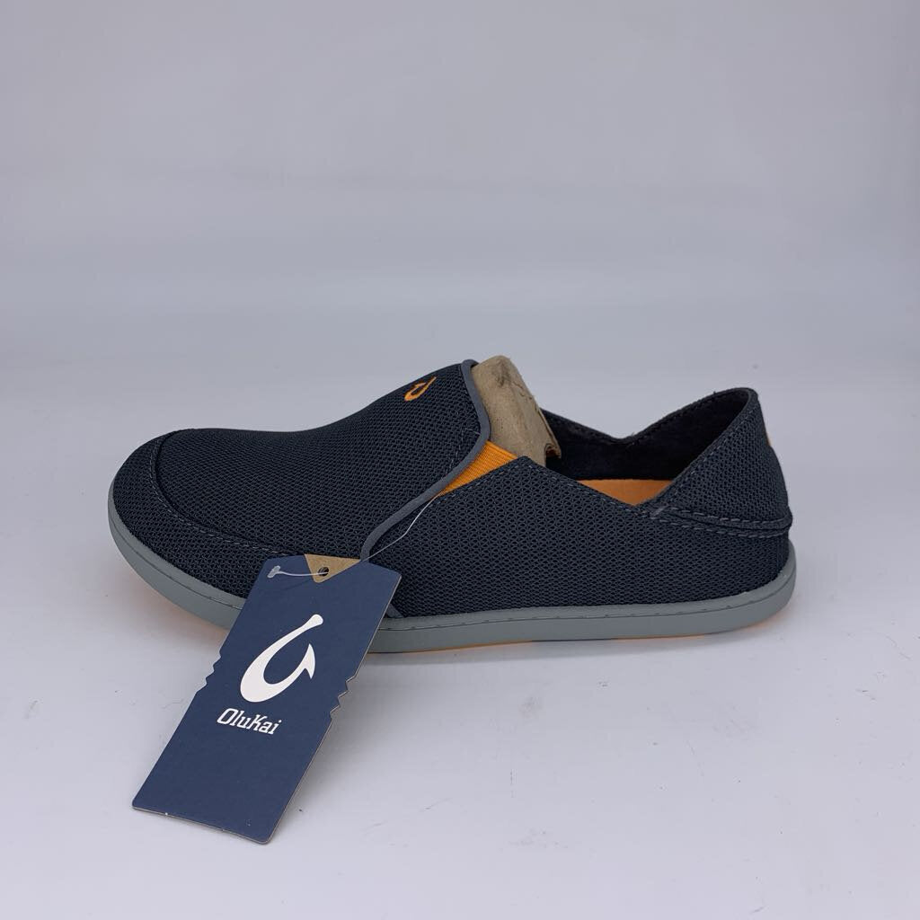 Olukai Shoes NIB