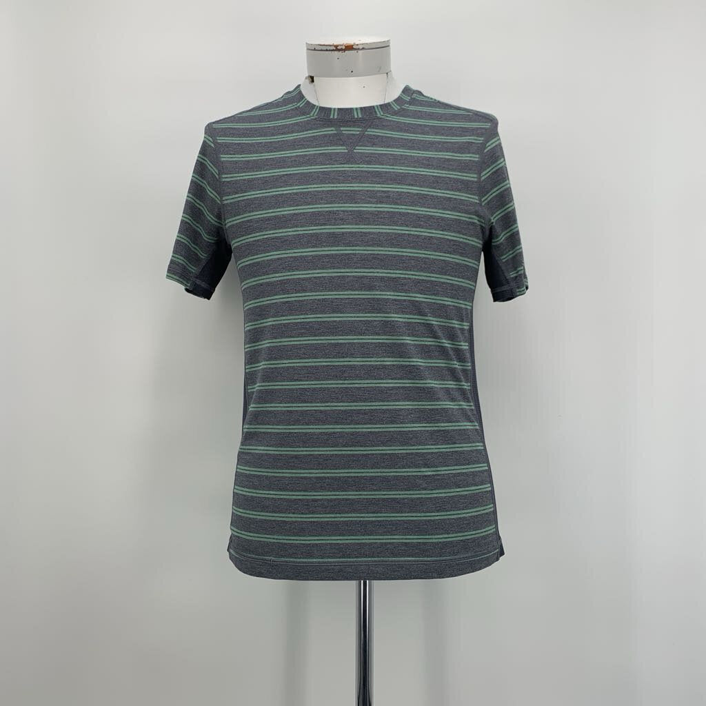 Lululemon T-Shirt
