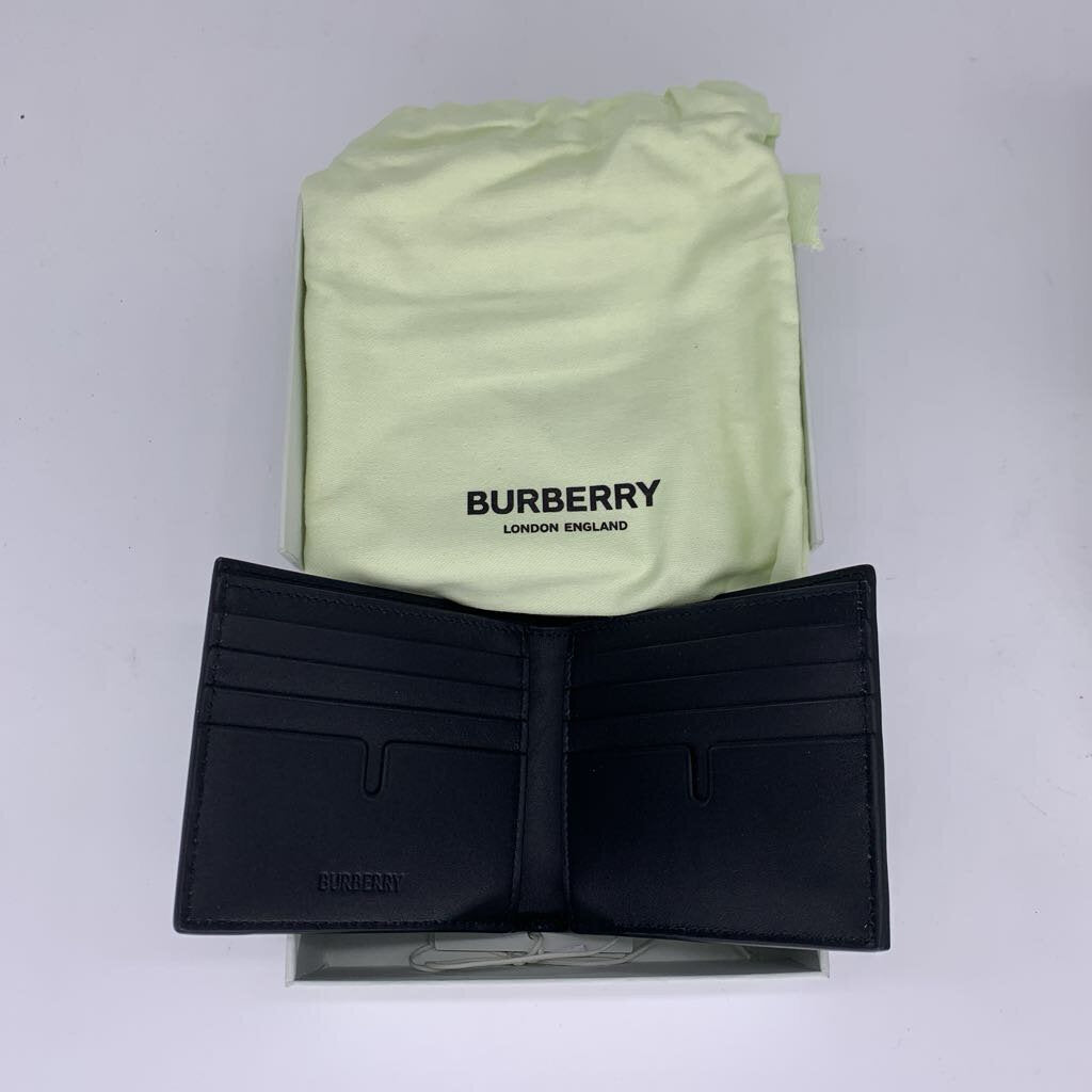 Burberry Wallet NIB