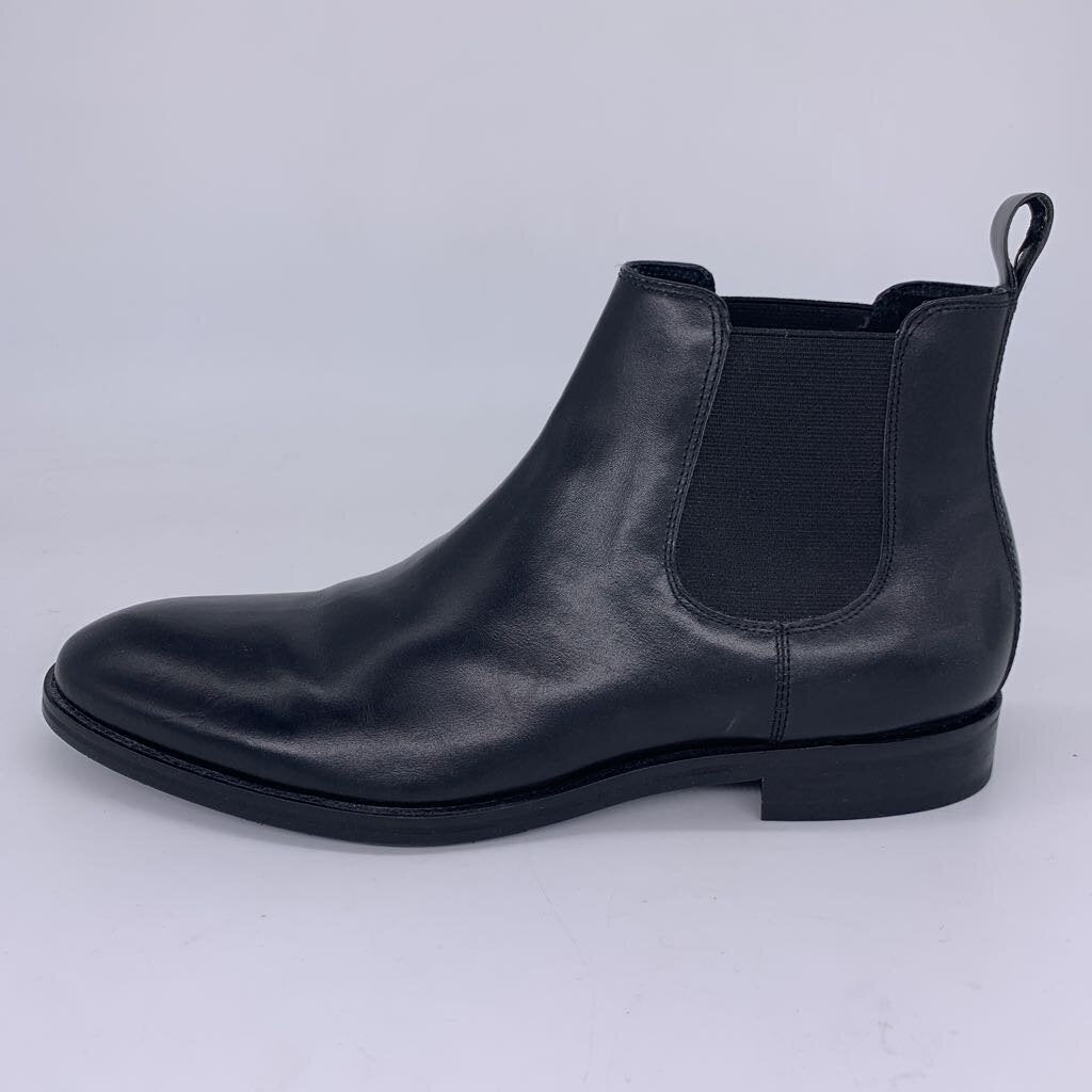 Banana Republic Chelsea Boots