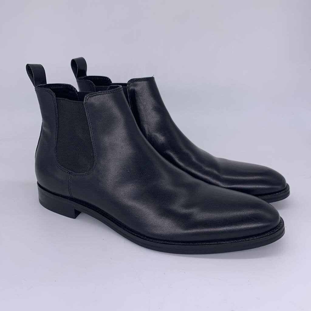 Banana Republic Chelsea Boots