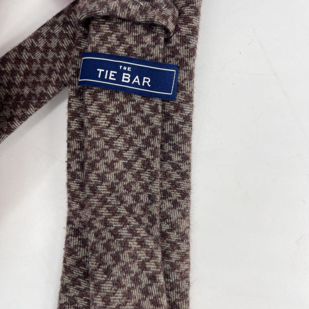 The Tie Bar Tie