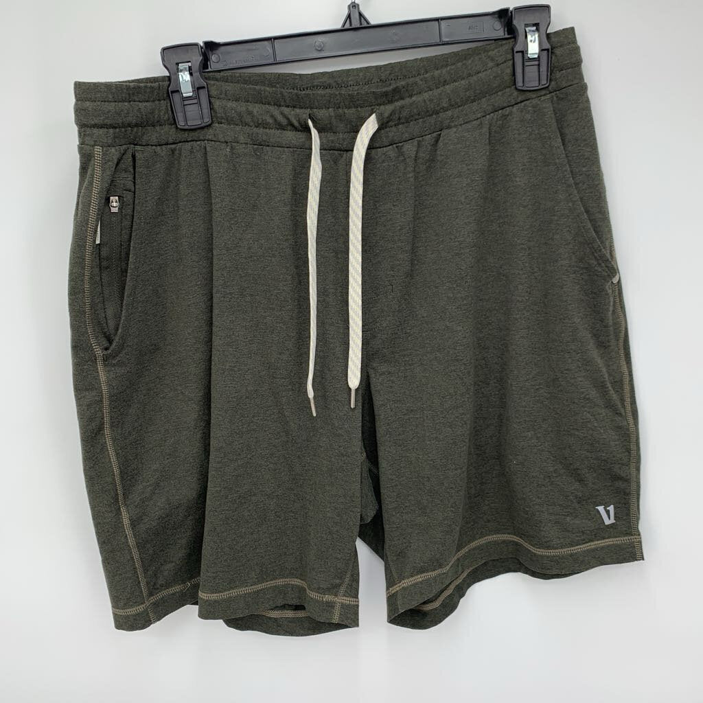 Vuori Shorts