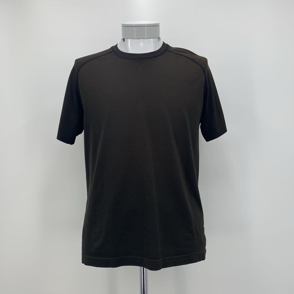 Lululemon T-Shirt