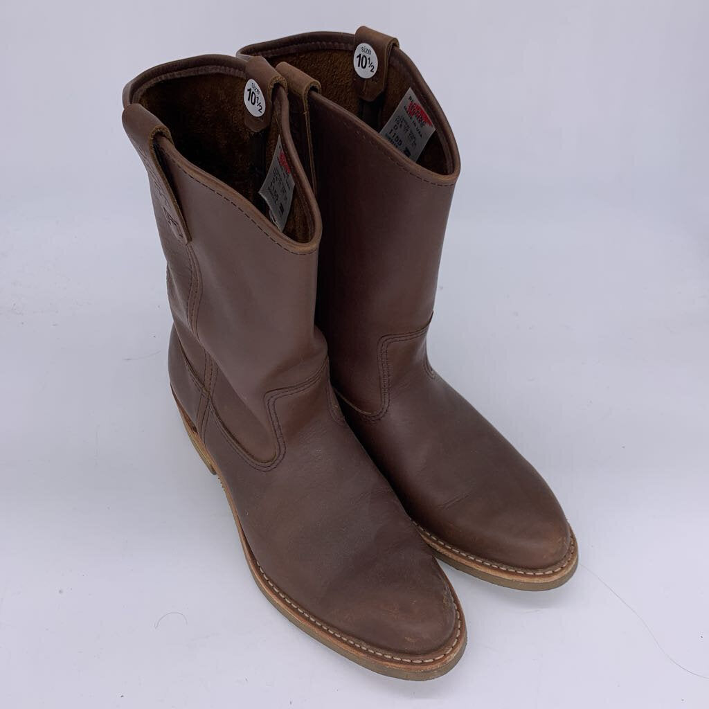 Red Wing Nailseat Work Boots