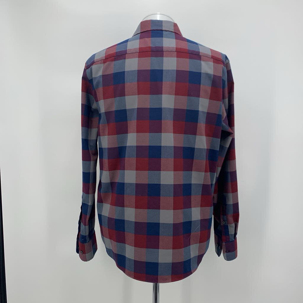 Untuckit Shirt