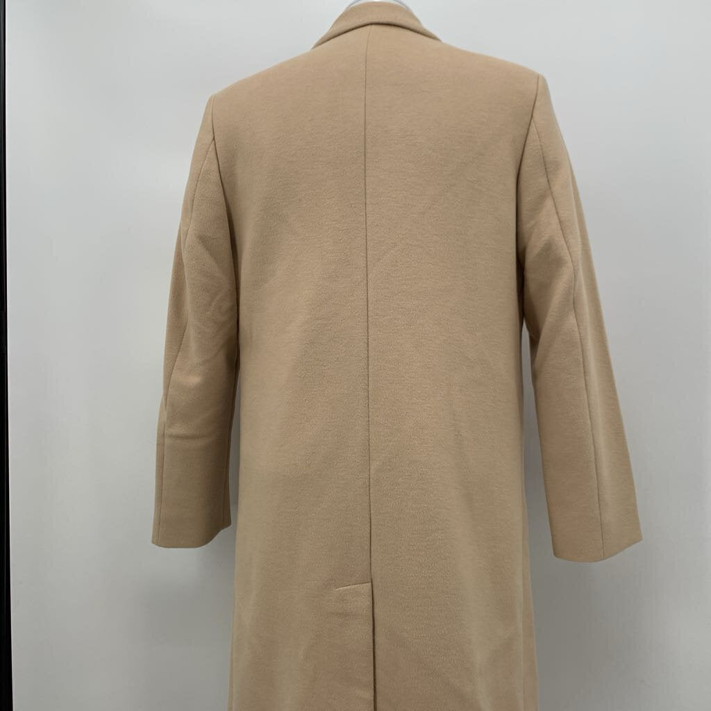 Mode of One Overcoat