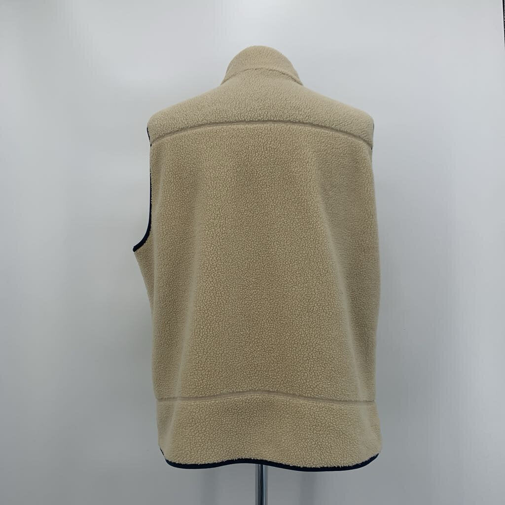 Untuckit Fleece Vest