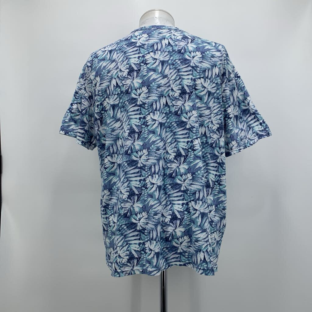 Tommy Bahama T-Shirt