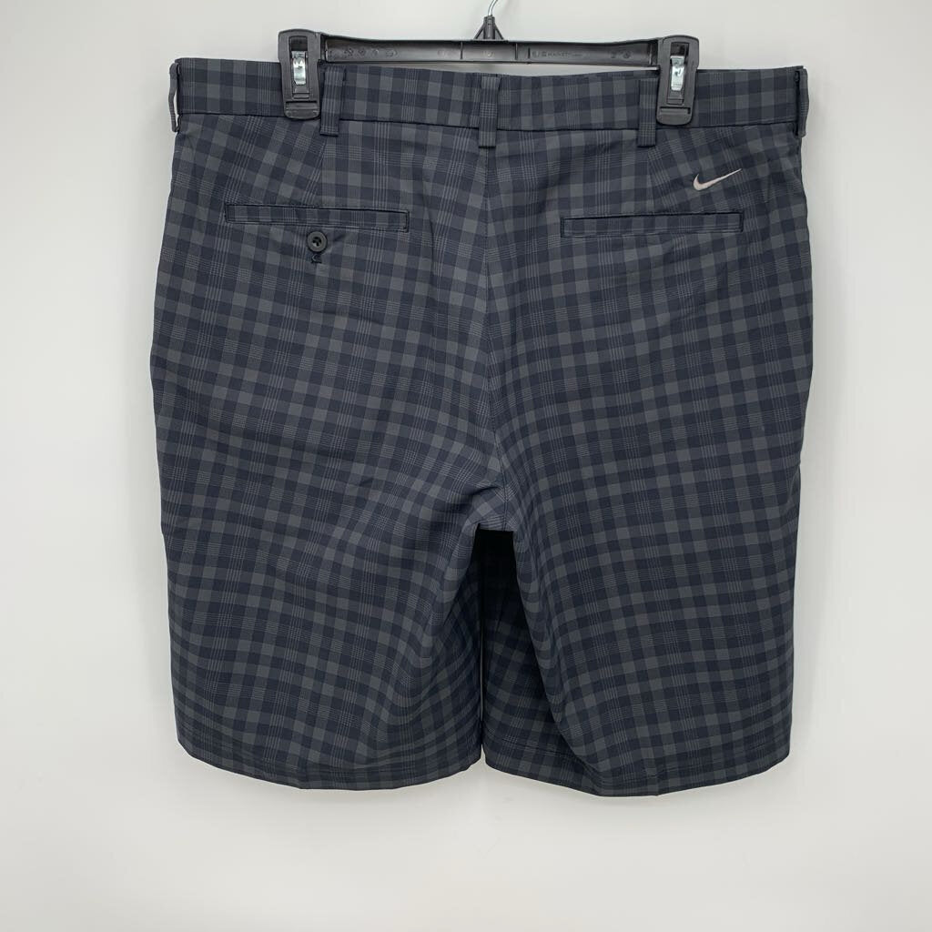 Nike Shorts -NWT