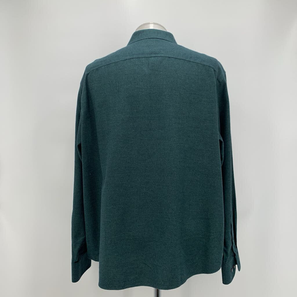 UnTuckit Shirt