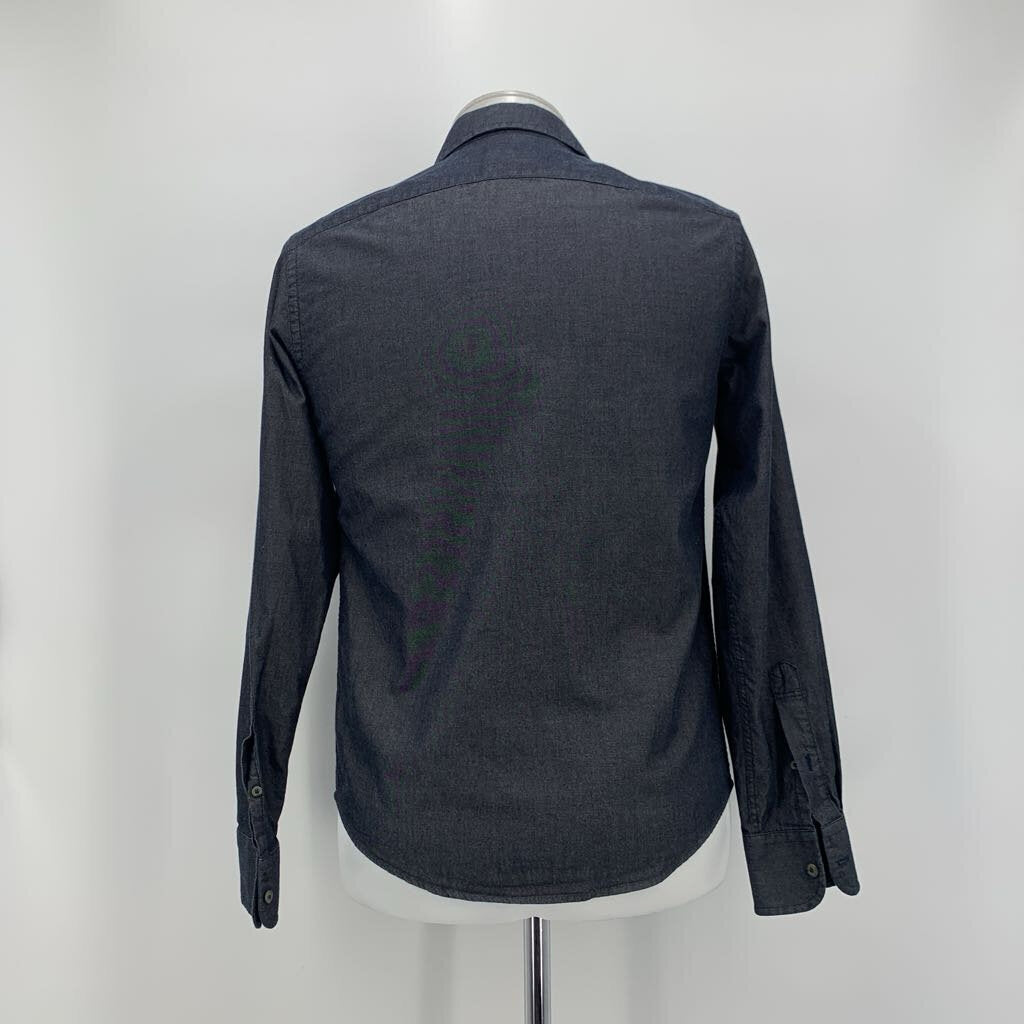 Untuckit Shirt