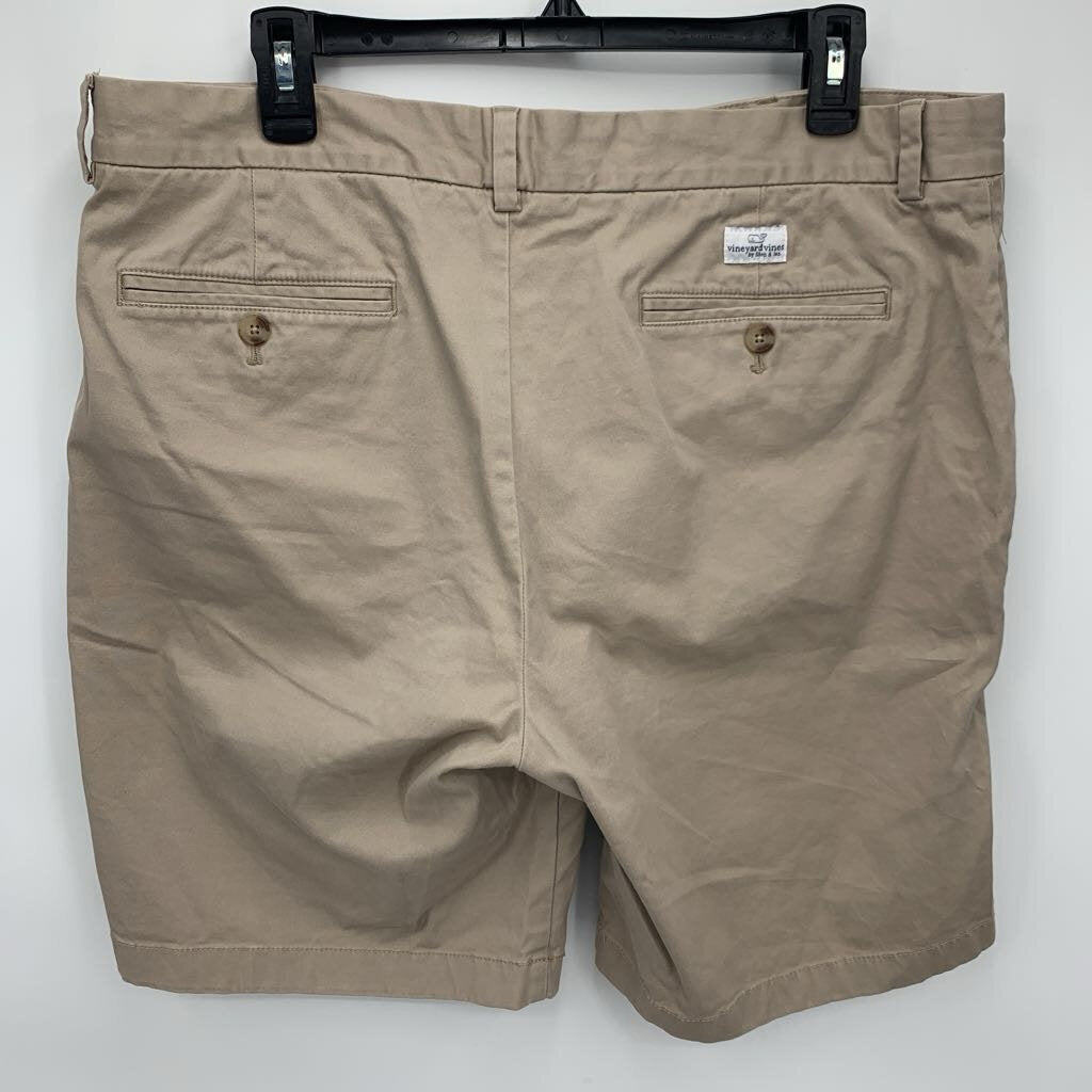 VIneyard Vines Shorts
