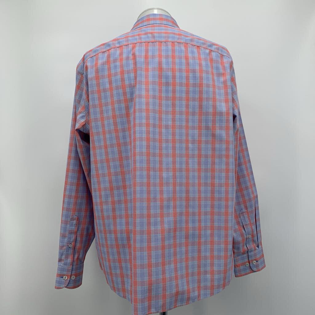 Untuckit Shirt