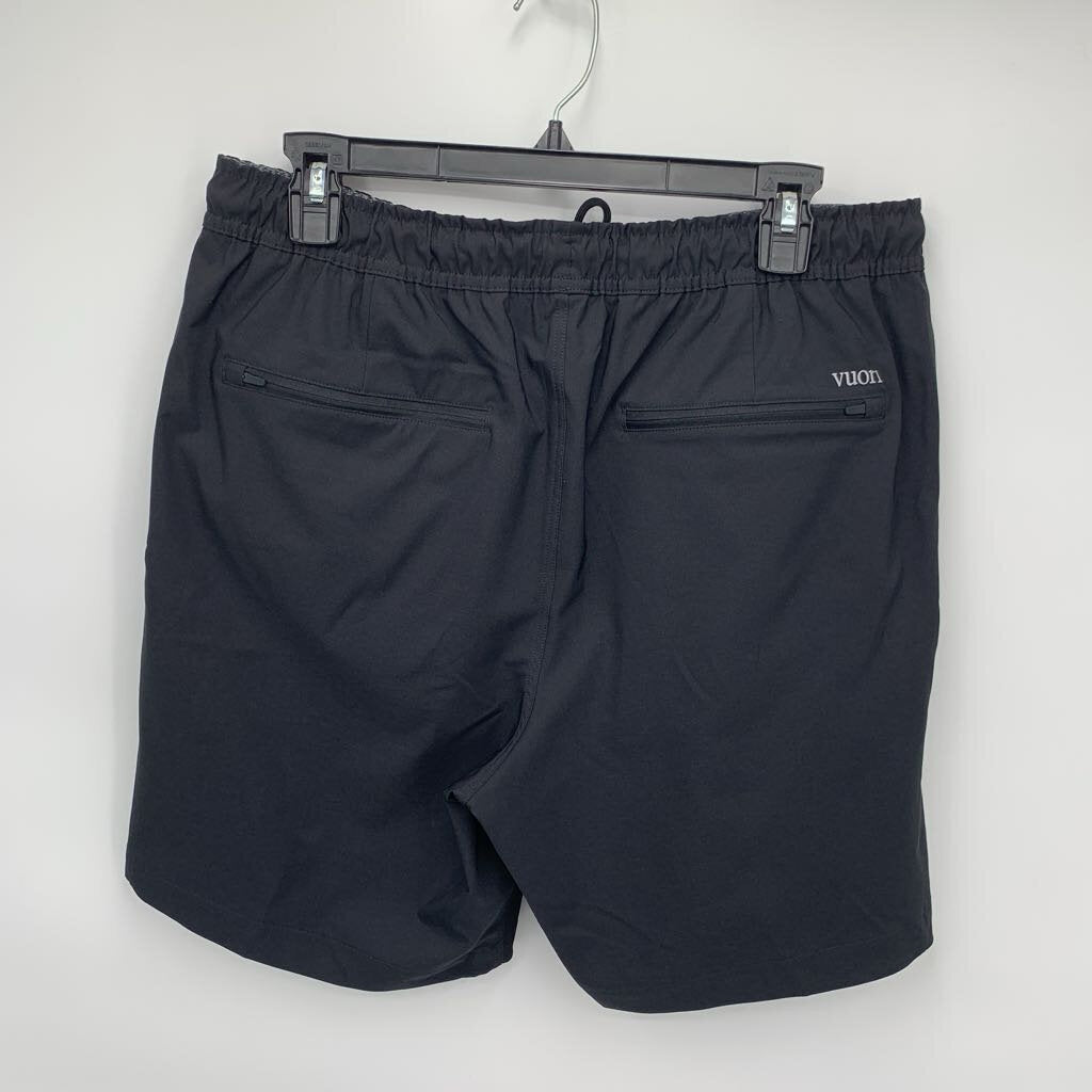 Vuori Shorts
