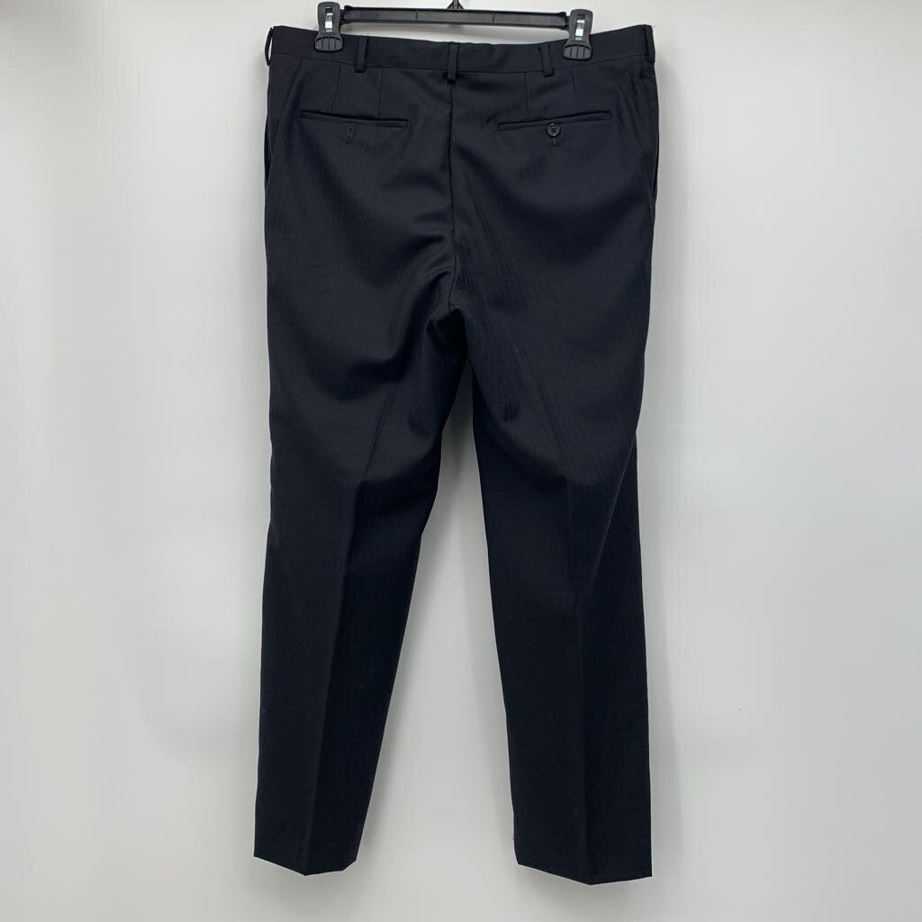 Samuelsohn Suit
