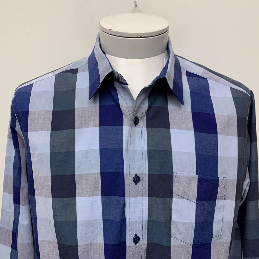 UnTuckit Shirt