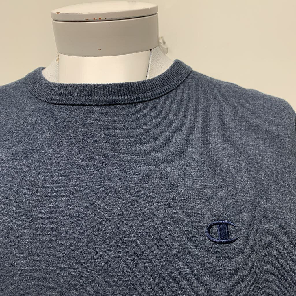 Champion Sweatshirt