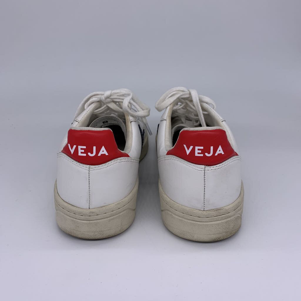 Veja Sneakers