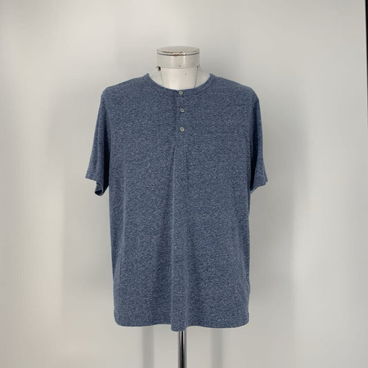 Untuckit T-Shirt