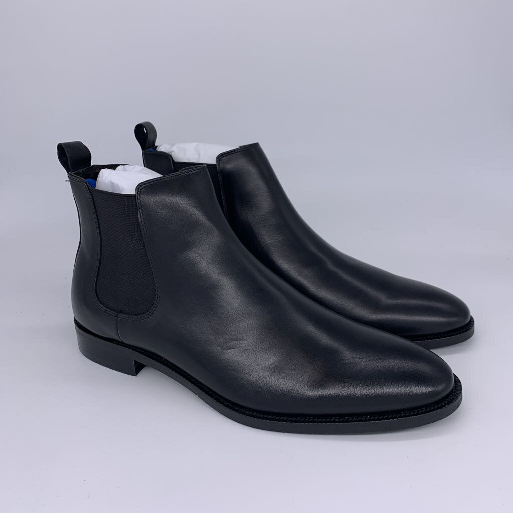 Bloomingdale's Chelsea Boots NIB