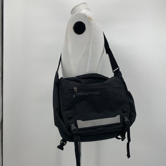 Patgonia Messenger Bag