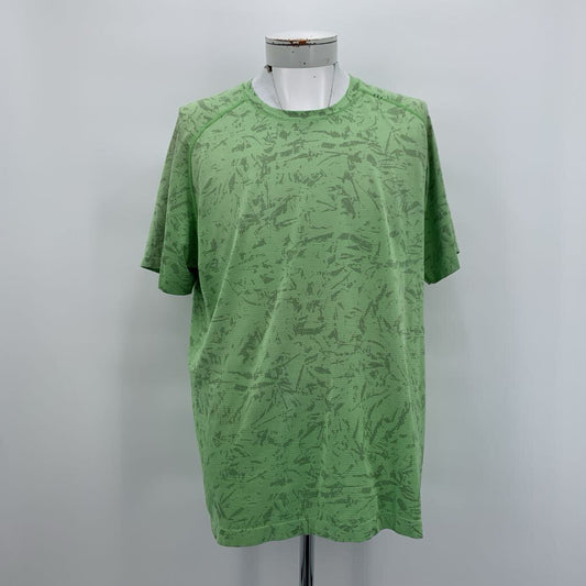 Lululemon T-Shirt