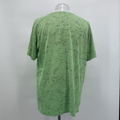 Lululemon T-Shirt