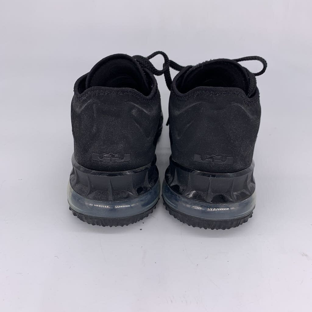 Nike Lebron 18 Low Zero Dark 23