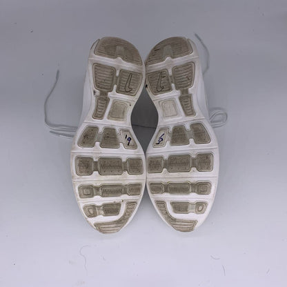 Nike Lunar Roam Sneakers
