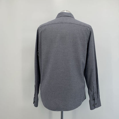 Untuckit Shirt