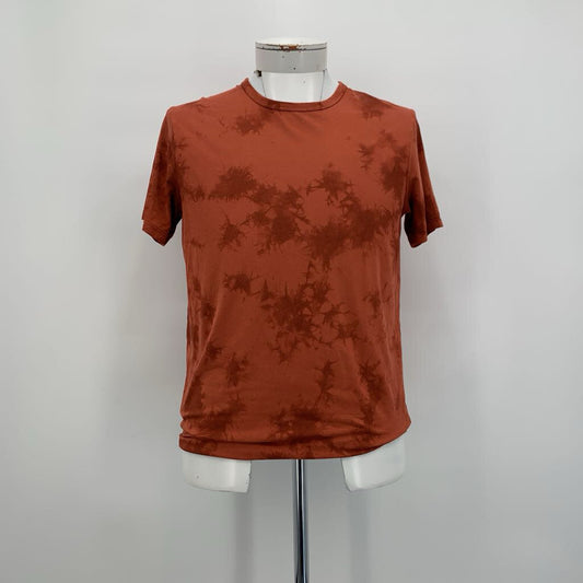 Lululemon T-Shirt
