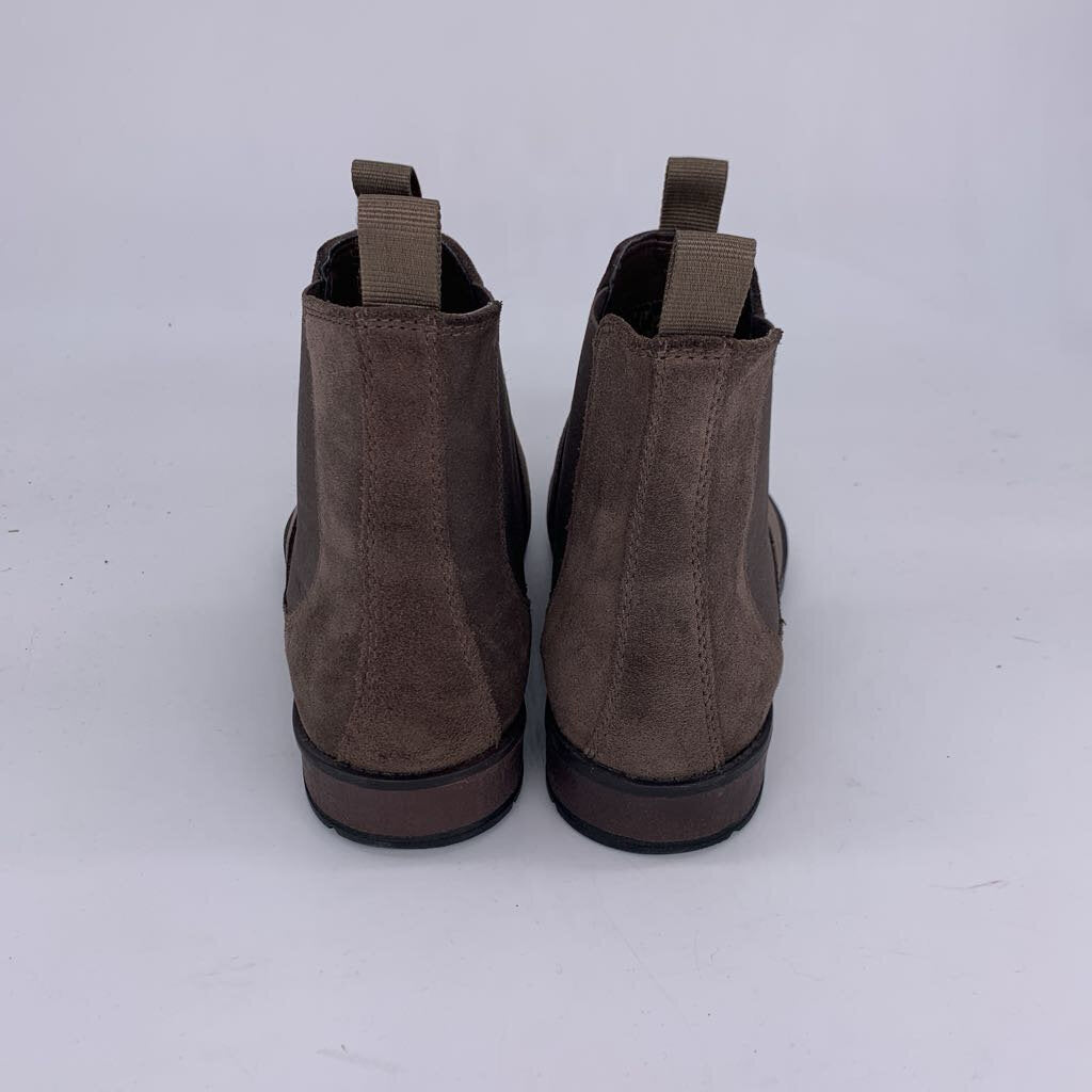 Clarks Boots