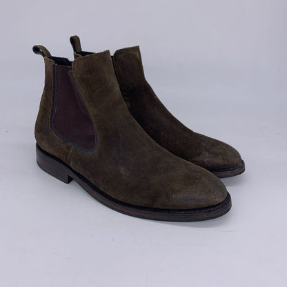 Thursday Chelsea Boots