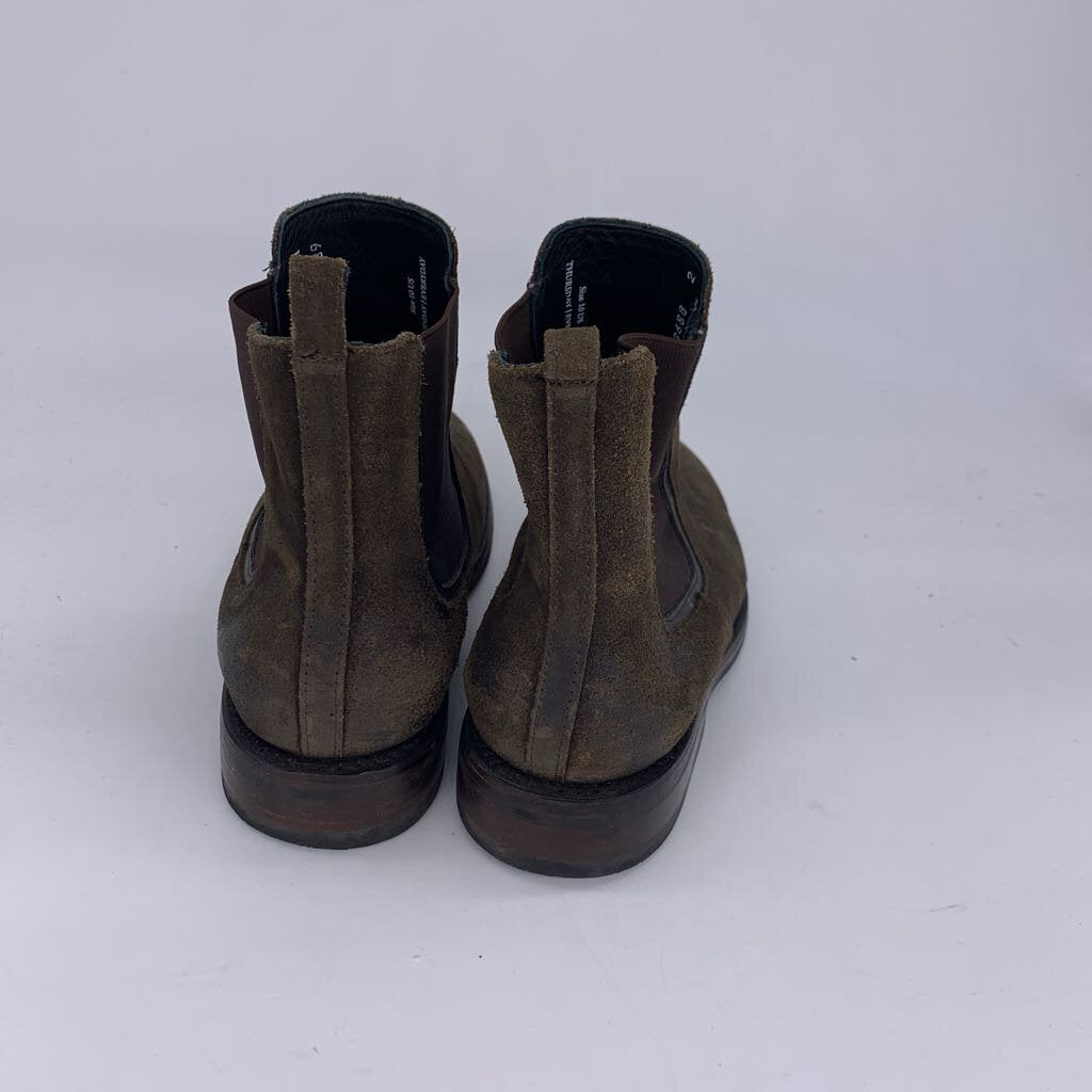 Thursday Chelsea Boots