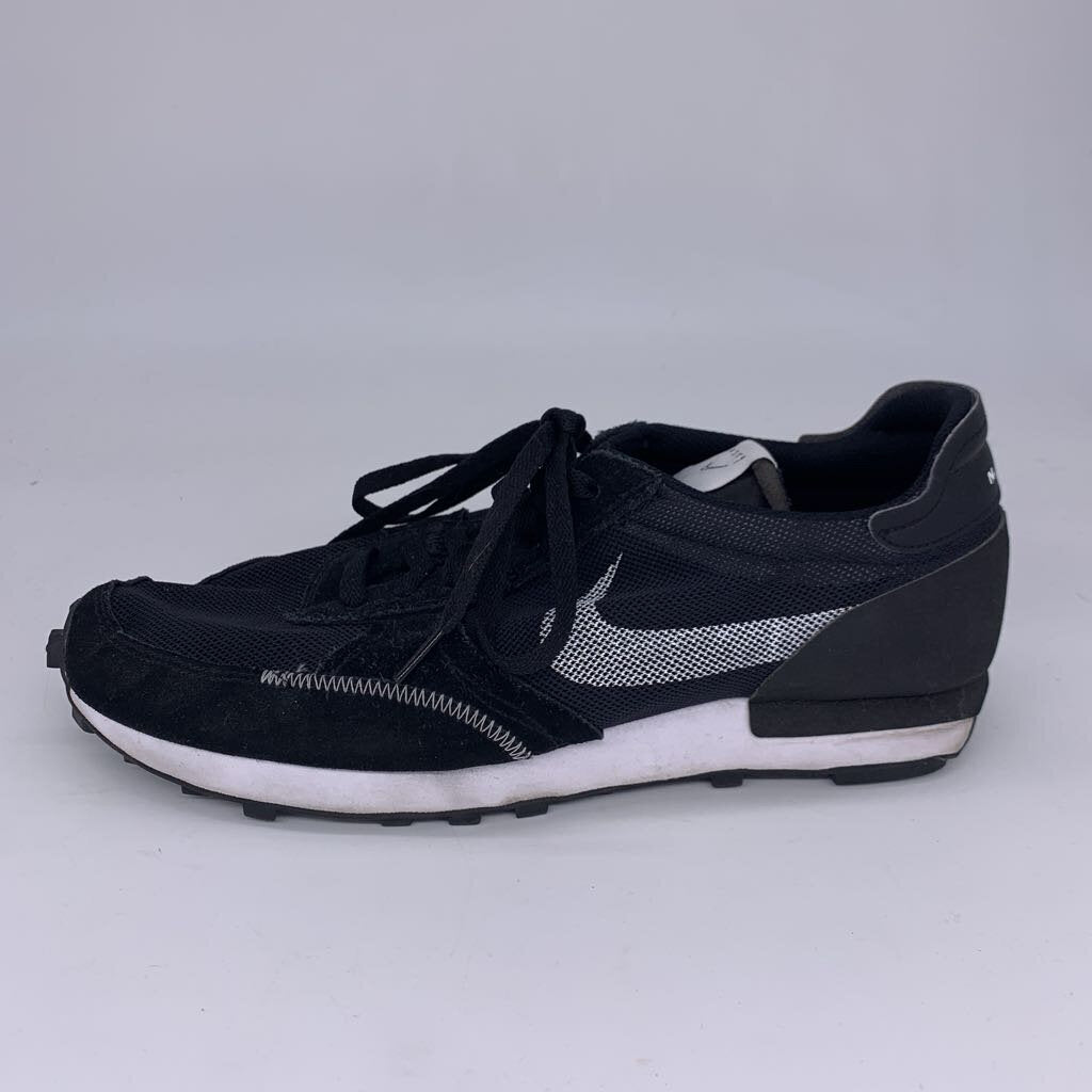 Nike DBreak-Type Sneaker