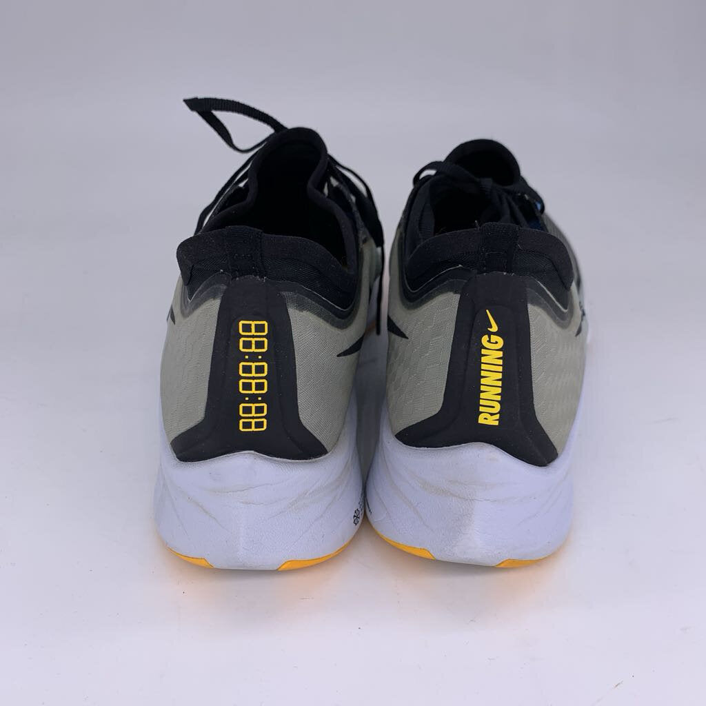 Nike Zoom Fly 3
