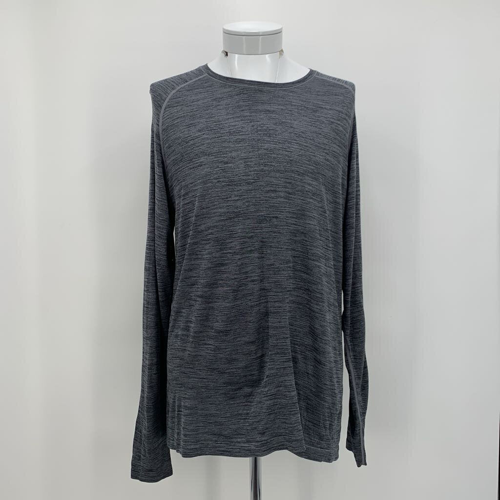 Lululemon T-Shirt