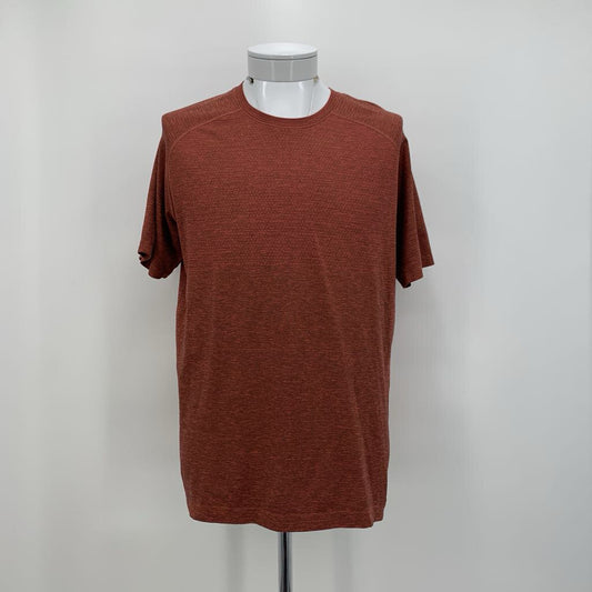 Lululemon T-Shirt