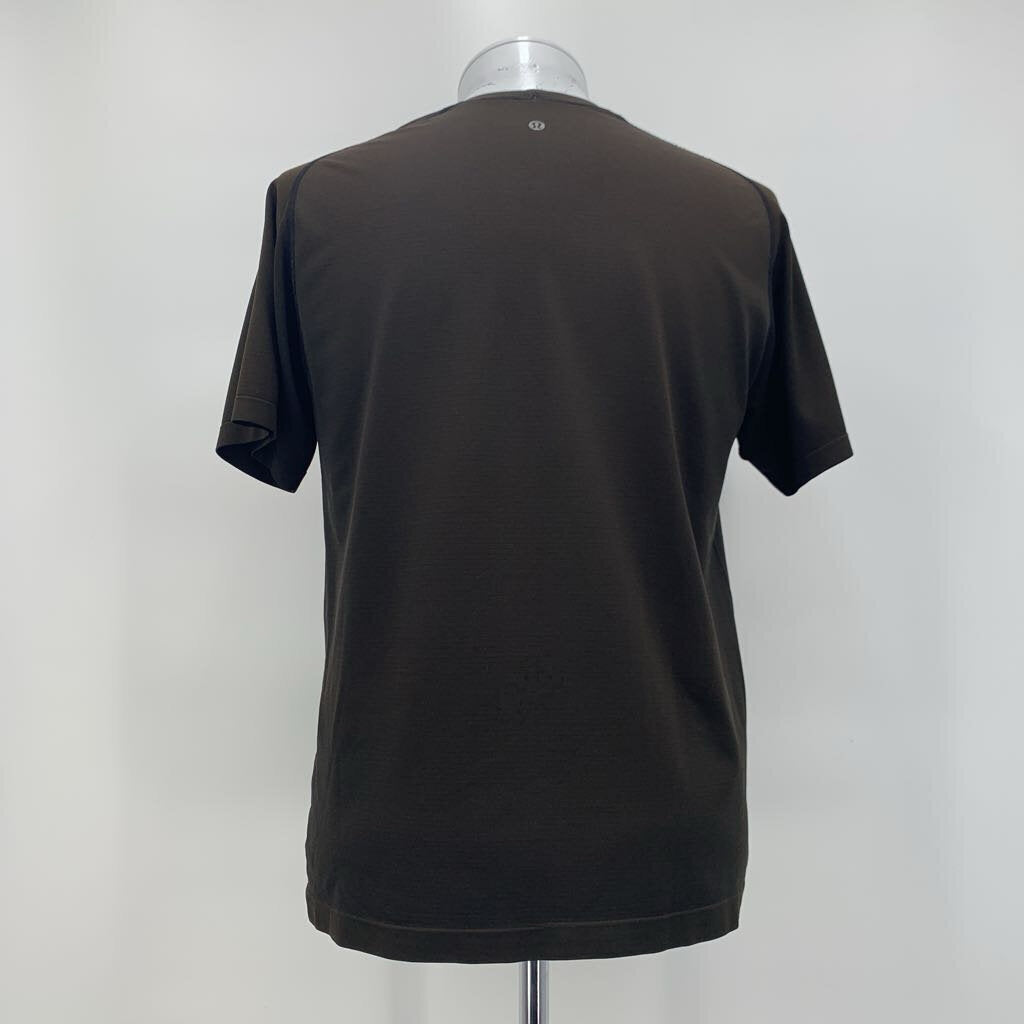 Lululemon T-Shirt
