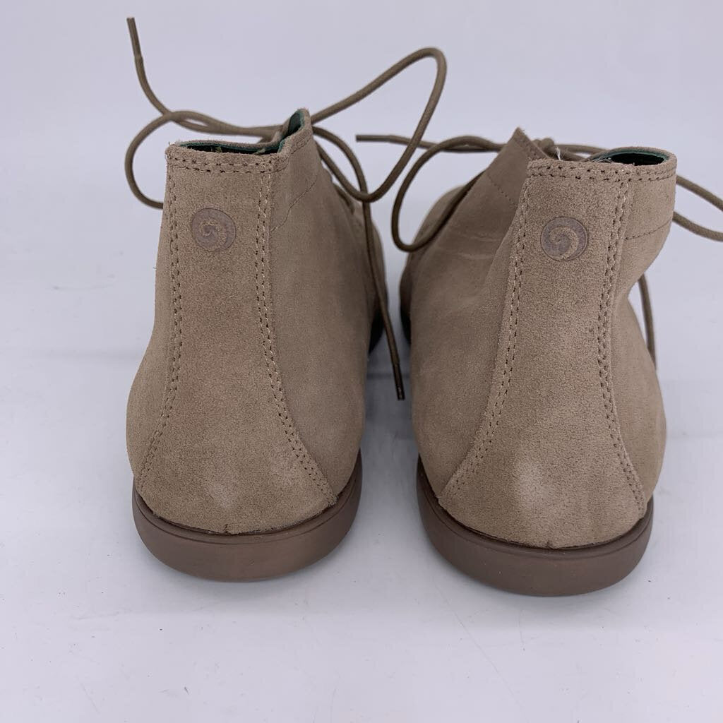 Fibonacci Suede Chukka Boots