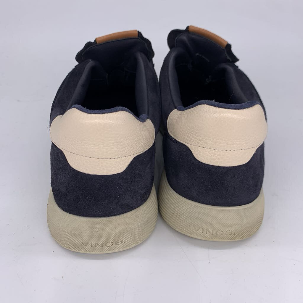 Vince Sneakers