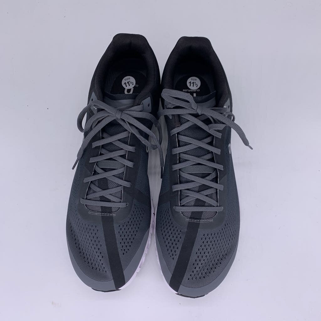 On Cloudflow Sneakers