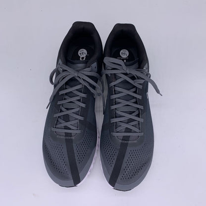 On Cloudflow Sneakers