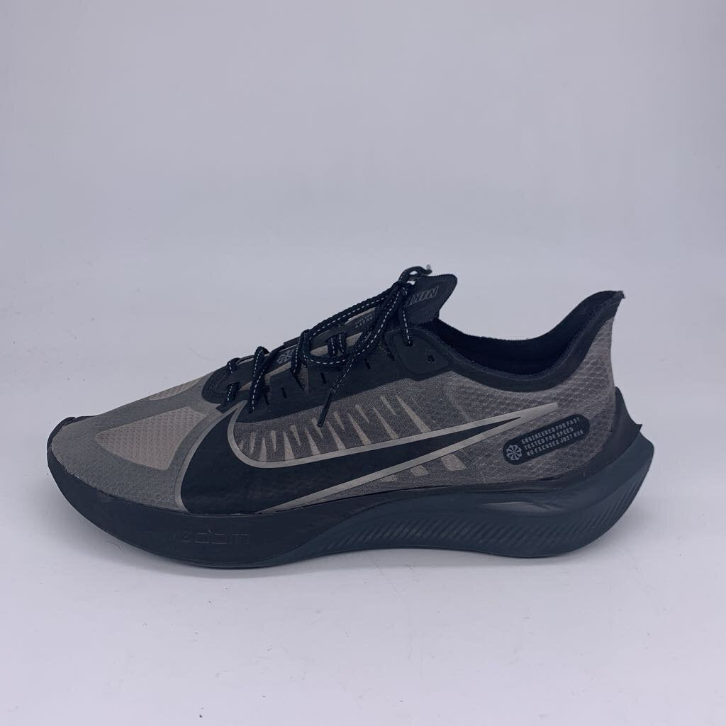 Nike Zoom Gravity Running Shoes