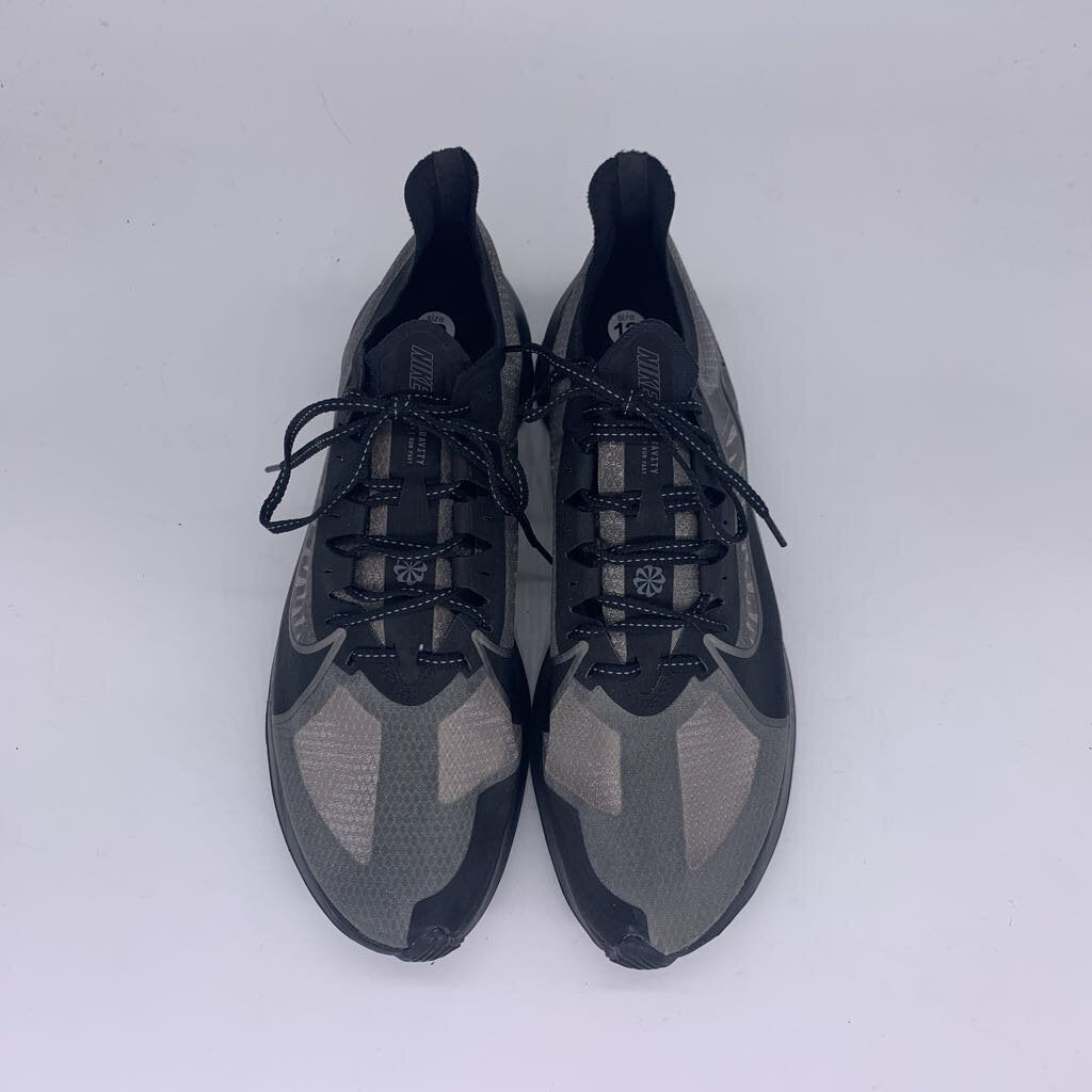 Nike Zoom Gravity Running Shoes