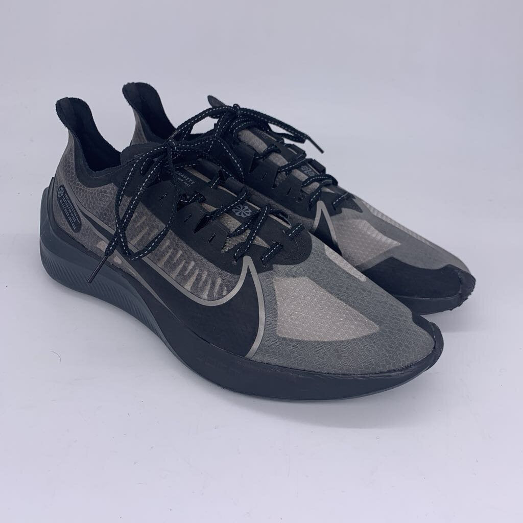 Nike Zoom Gravity Running Shoes