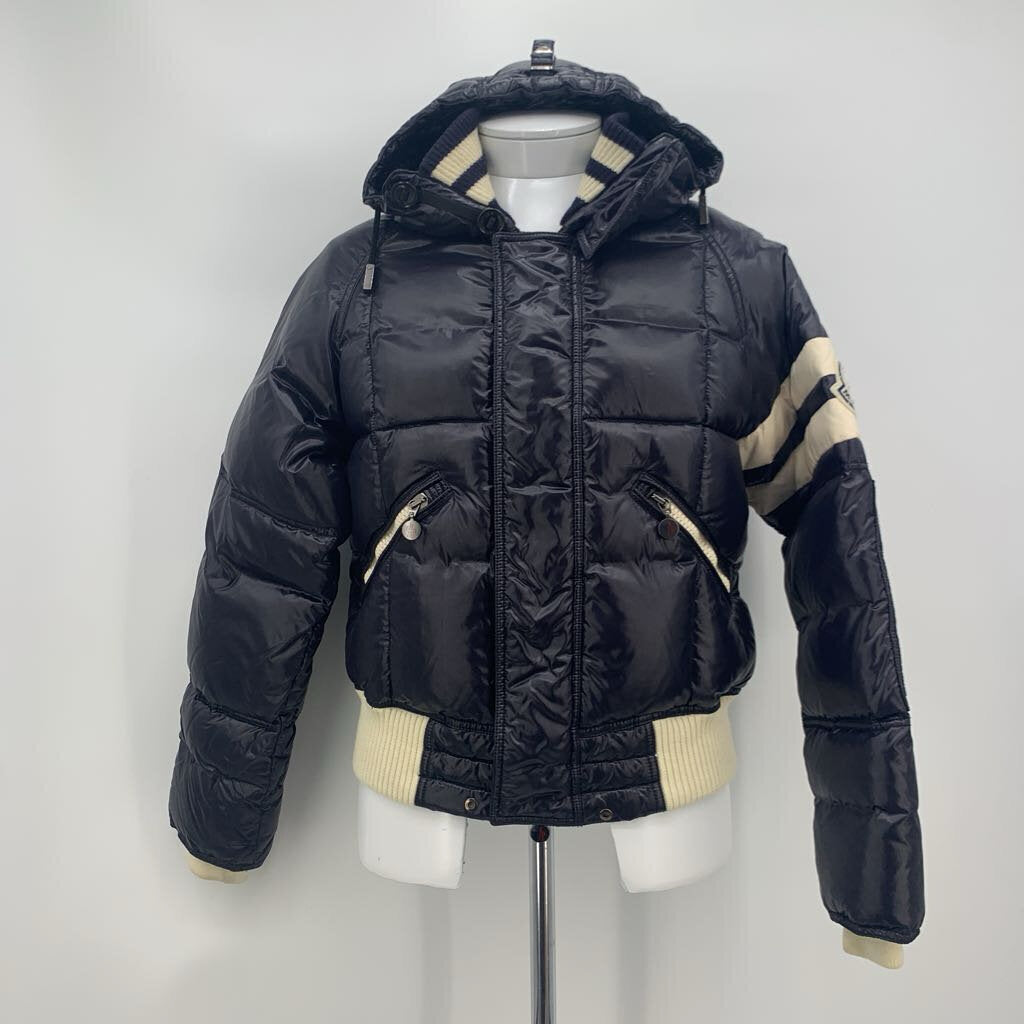Moncler Leon Down Puffer Coat