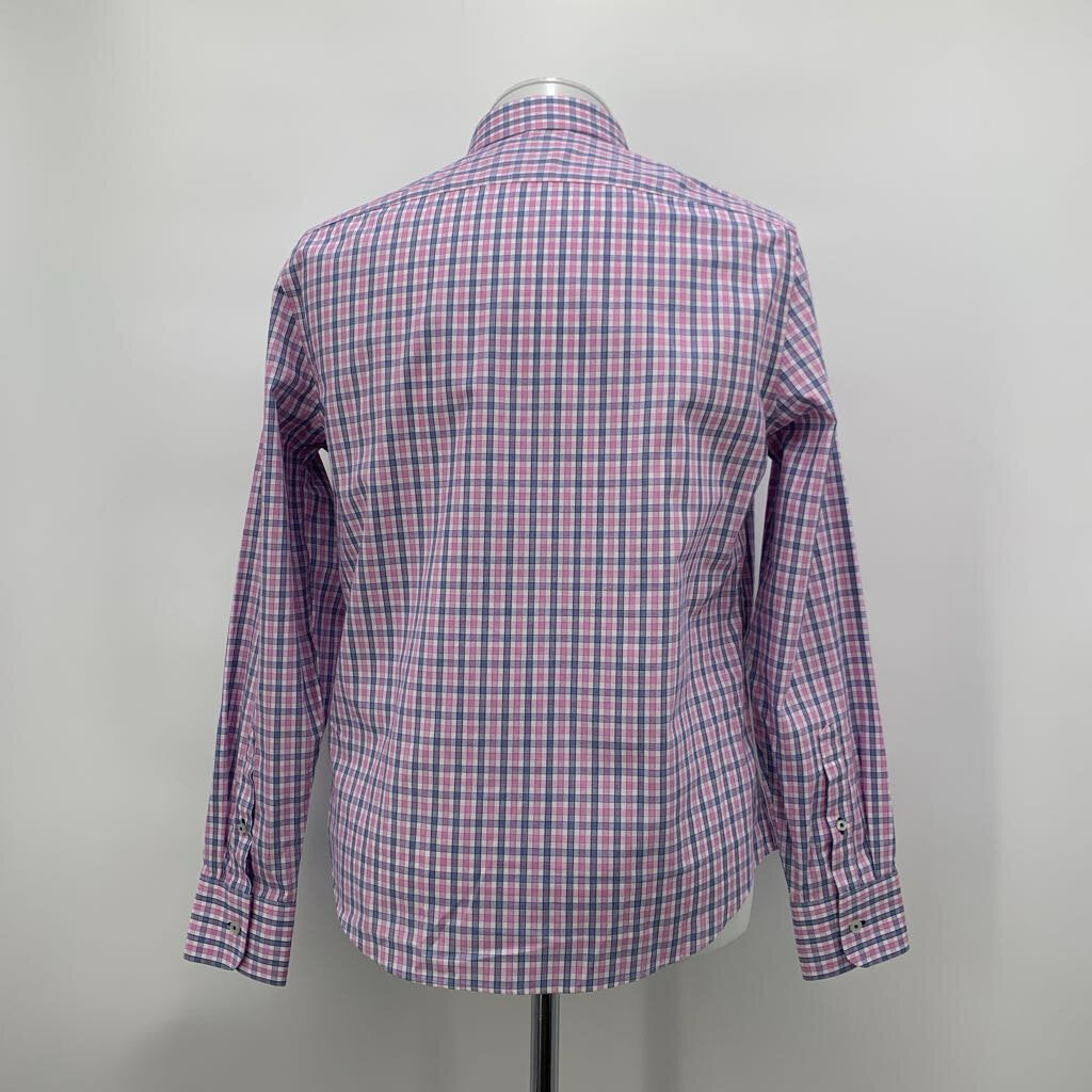 Untuckit Shirt